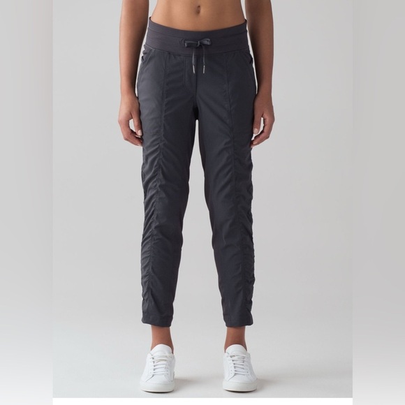 Lululemon Street To Studio Pant II *Unlined 28"  size 6 - Picture 1 of 4